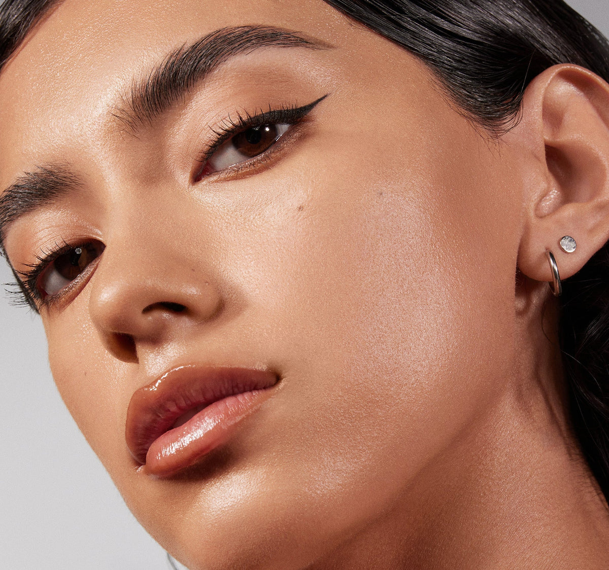 Lightform Extended Hydration Foundation